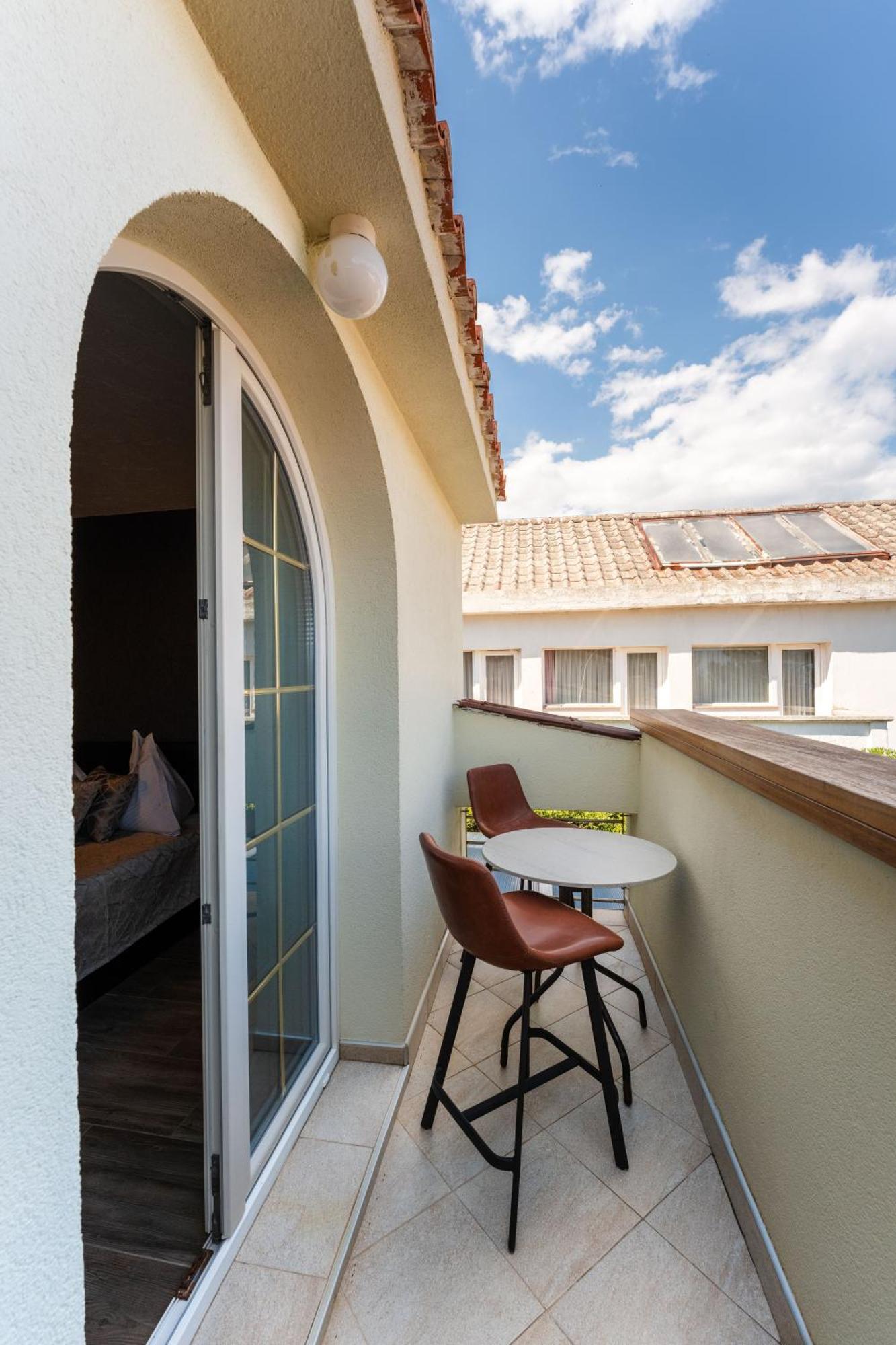 Bed & Breakfast Villa Terezija Башка Экстерьер фото
